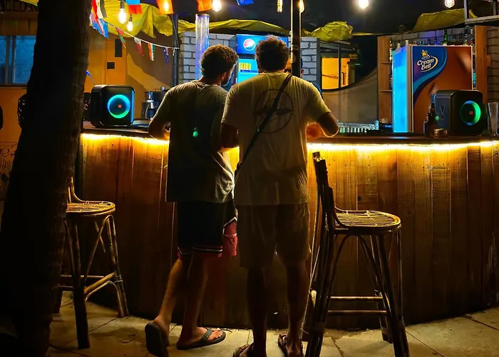 Mandala House - Party Hostel
