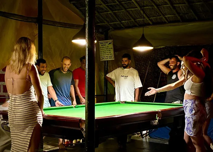 Mandala House - Party Hostel