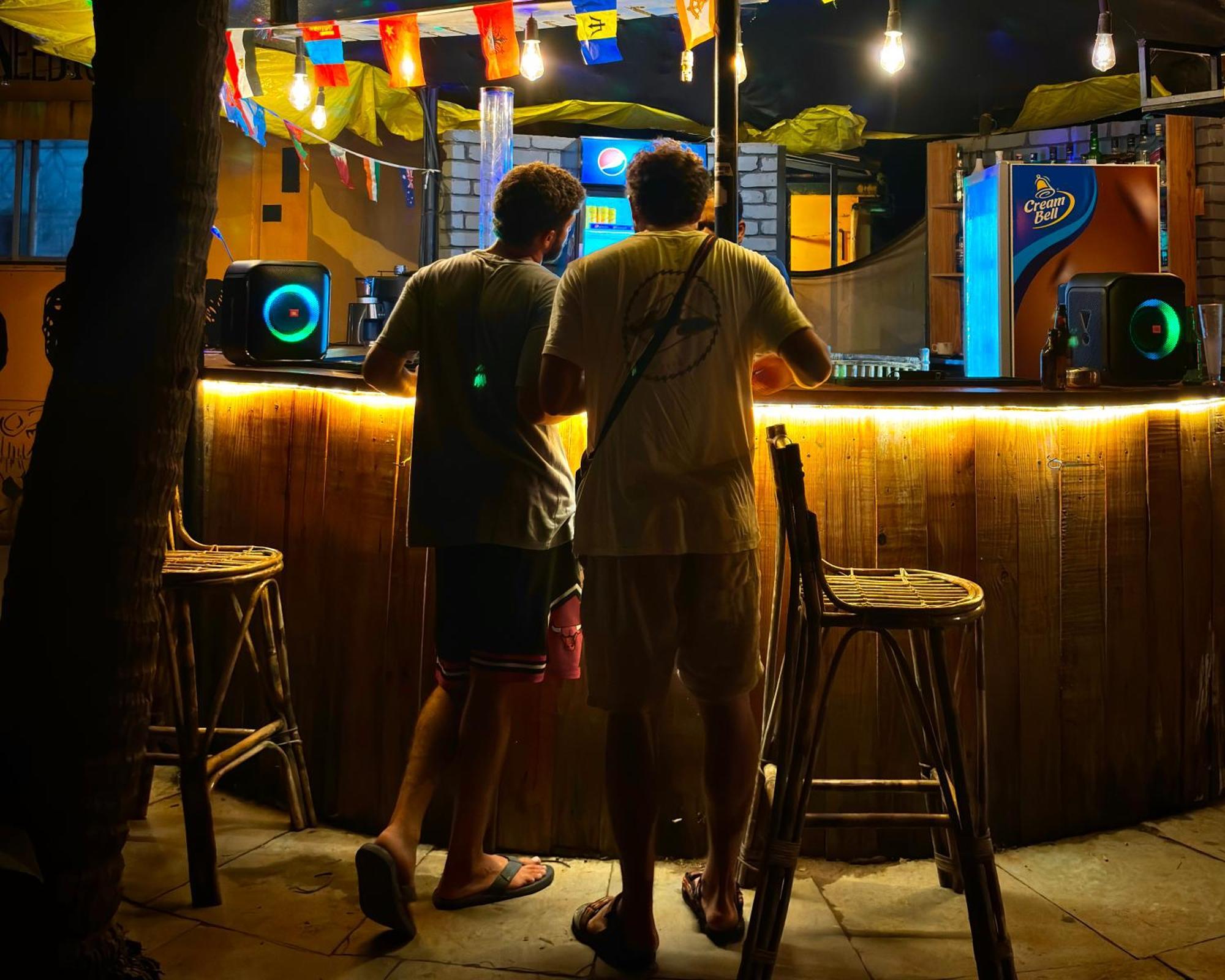 Mandala House - Party Hostel