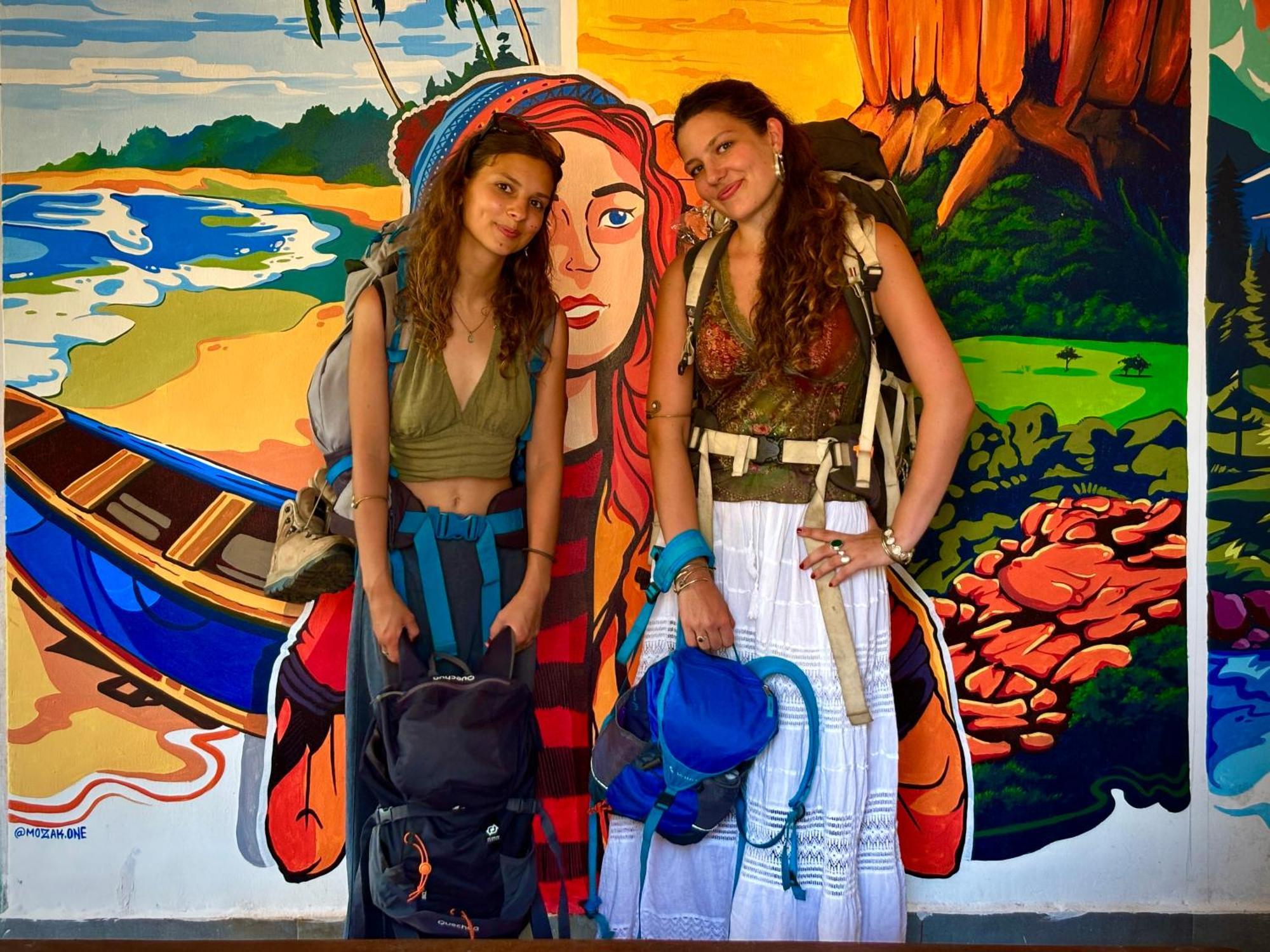 Mandala House - Party Hostel *